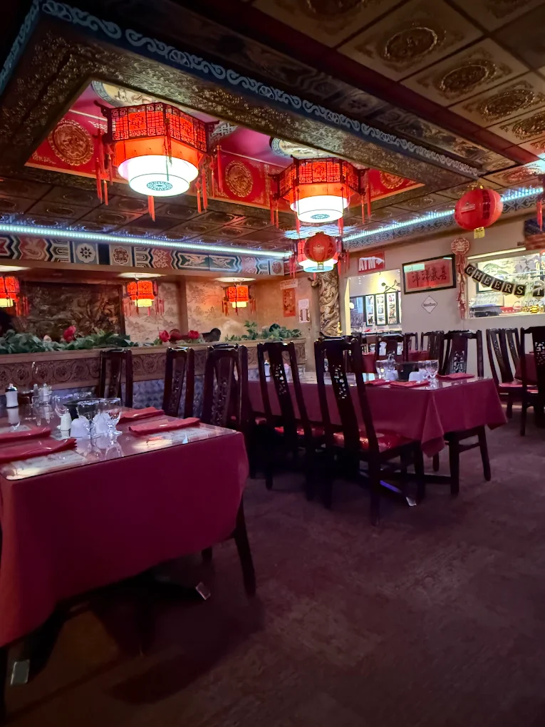 Pagoda dining room with red tablecloths and lanterns